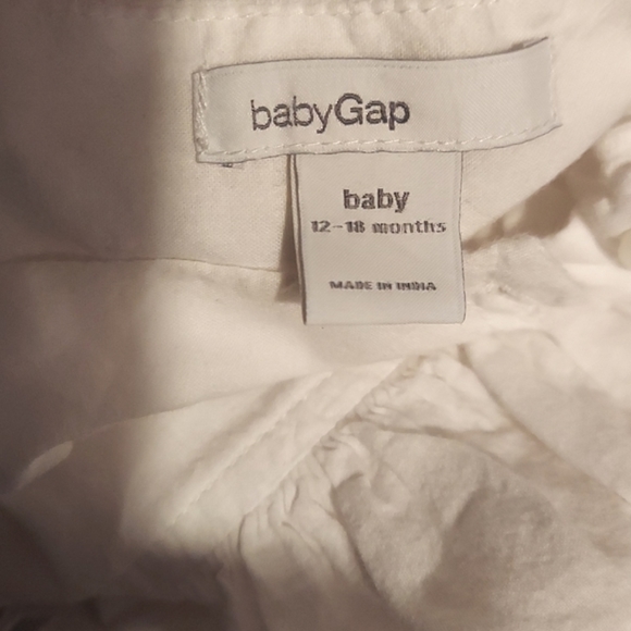 ⭐️3/$30  Gap baby dress, 12-18 months eyelet lace dress - Picture 6 of 7